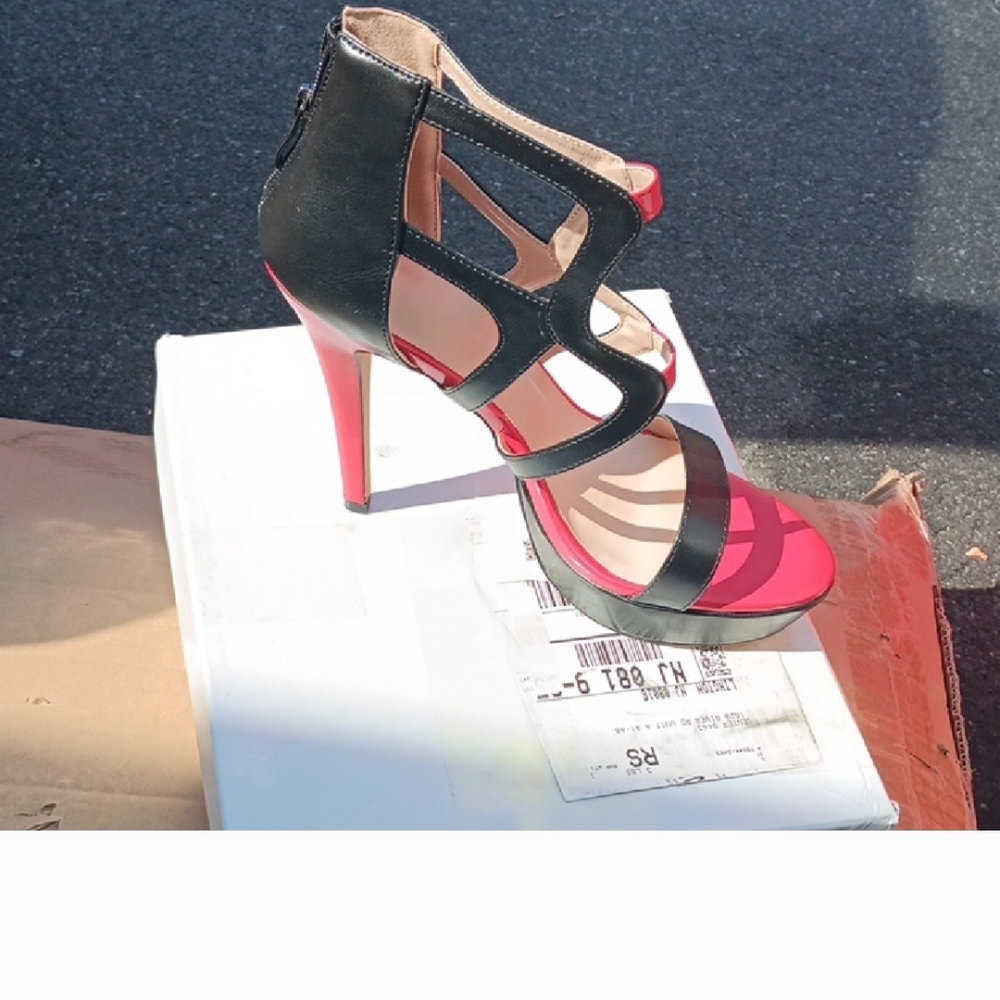 Chic Black and Pink Strappy Heels